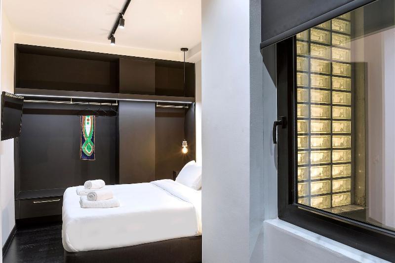 Hotel Nin&bau Sarri 2 3*